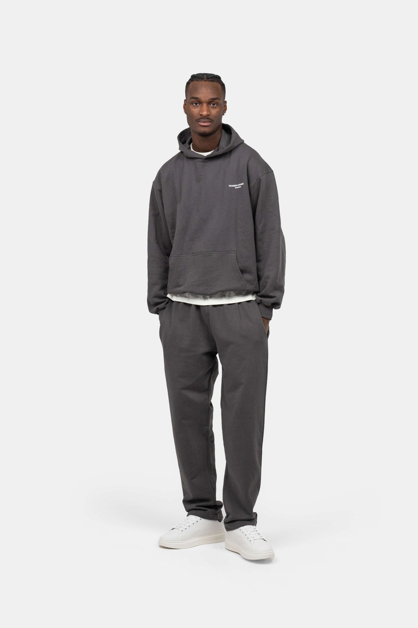 UNMARKED Sweatpants Mørkegrå | Skagen-clothing.dk